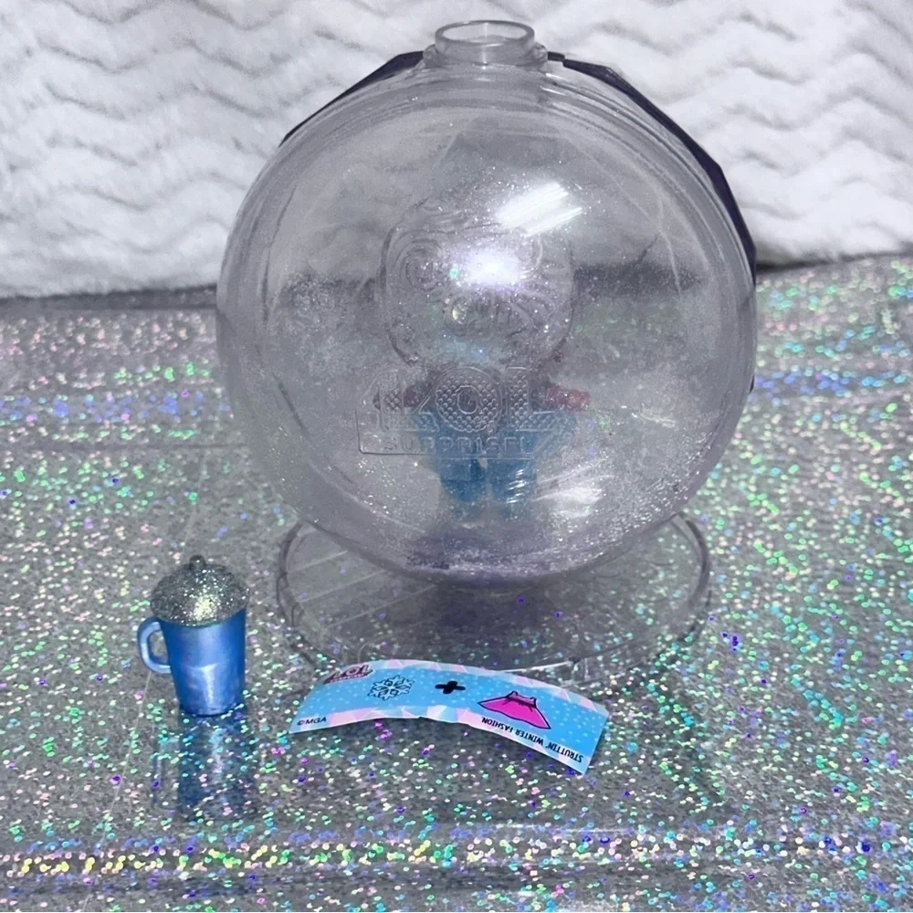L.O.L. SURPRISE! MISS SNOW Glitter Globe Winter Disco Doll